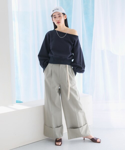 URBAN RESEARCH ROSSO（アーバンリサーチロッソ）の「オフショルダースウェット（スウェット・レディース・gray/ivory/darknavy・FREE）」の16枚目の写真