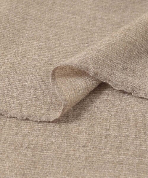 かぐれ（カグレ）の「OLU NATURAL BASIC　カシミヤ ラミー交織セルビッチラインストール（マフラー・レディース・グレー/ブラウン・-）」の8枚目の写真