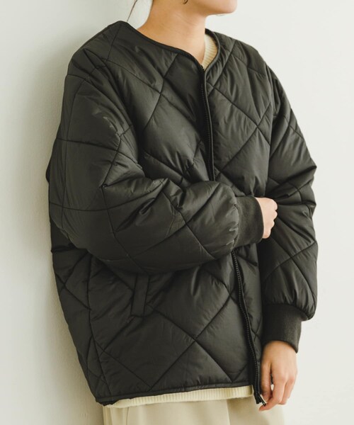 ITEMS URBANRESEARCH(アイテムズ アーバンリサーチ)の「中綿キルトノーカラージャケット(その他アウター・レディース・CHA/L.BEIGE/BEG/BLK・FREE)」の8枚目の写真