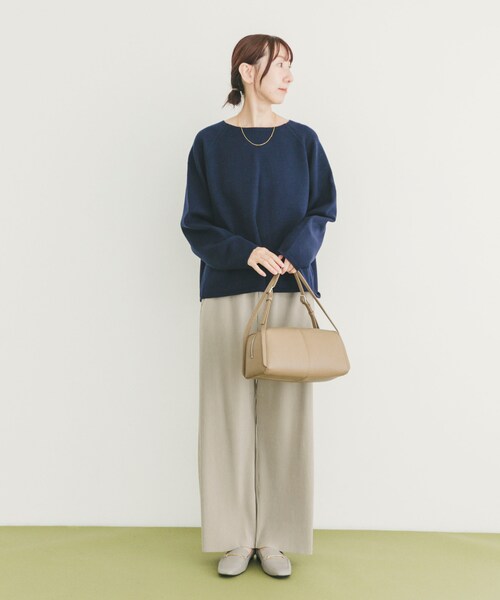 ITEMS URBANRESEARCH（アイテムズ アーバンリサーチ）の「『洗濯可』クルーネックラグランニット（ニット/セーター・レディース・GRY/L.PNK/NVY/BEG/RED・Free）」の22枚目の写真
