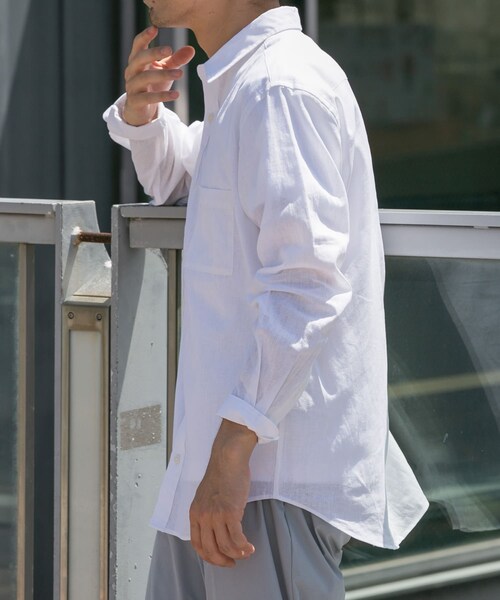 URBAN RESEARCH ROSSO（アーバンリサーチロッソ）の「『WEB限定』『XLサイズあり』リラックスコットンリネンレギュラーカラー長袖シャツ（シャツ/ブラウス・メンズ・BLU STRIPE/WHITE/NAVY/BEIGE/BLUE/BEG STRIPE・S/M/L/XL）」の9枚目の写真