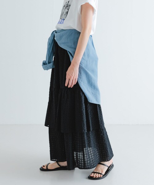 URBAN RESEARCH（アーバンリサーチ）の「サッカーティアードロングスカート（スカート・レディース・CHECK/BLACK・FREE）」の5枚目の写真