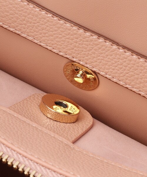 VIS(ビス)の「フラワーカットショルダーバッグ/2WAY(ショルダーバッグ・レディース・ブラック/オフホワイト/ピンク系/サックス・F)」の19枚目の写真