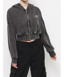 EVRIS | HEARTロゴクロップドパーカー(スウェット)