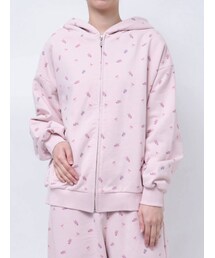 CALNAMUR MEZZO PIANOベリエちゃん HOODIE カルナムール CALNAMUR（カルナムール）の「【MEZZO PIANOコラボ】ベリエちゃん