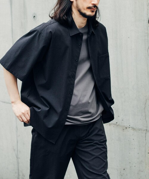 ITEMS URBANRESEARCH(アイテムズ アーバンリサーチ)の「『接触冷感/速乾/イージーケア』WINDY MESH ショートスリーブ シャツ(シャツ/ブラウス・メンズ・BLACK/CHARCOAL/NAVY/BOTANICAL・M/L/XL)」の9枚目の写真