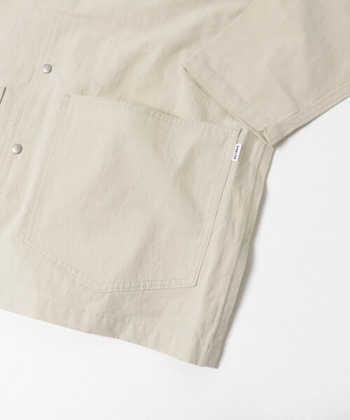 URBAN RESEARCH DOORS(アーバンリサーチドアーズ)の「DANTON COVERALL SHIRTS(シャツ/ブラウス・メンズ・LT.BEIGE/CHARCOAL/YELLOW/NAVY・38/40/42)」の11枚目の写真
