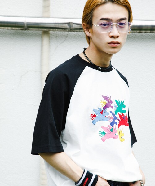 SENSE OF PLACE by URBAN RESEARCH(センスオブプレイスバイアーバンリサーチ)の「『別注』SHUHEI KOKI×SENSE OF PLACE ラグランTシャツ(Tシャツ/カットソー・メンズ・WHT×BLK/CHA×BLK/WHT×L.BLU・M/L)」の7枚目の写真