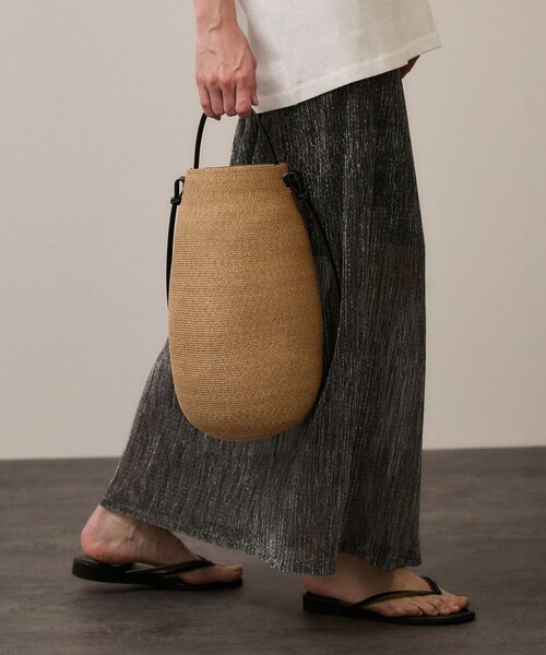 ADAM ET ROPE'（アダムエロペ）の「【KAMARO'AN（カマロアン）】Gourd Bucket Bag（ショルダーバッグ・レディース・ベージュ系・F）」の6枚目の写真