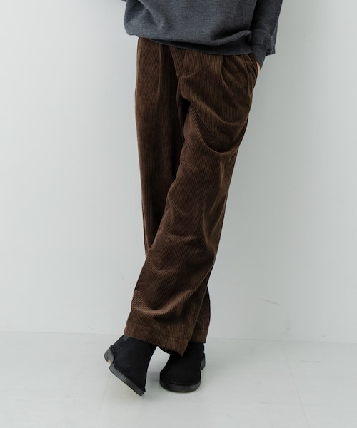 URBAN RESEARCH(アーバンリサーチ)の「6W CORDUROY TROUSER(その他パンツ・メンズ・BLACK/KHAKI/NAVY/BROWN・M/L)」の3枚目の写真