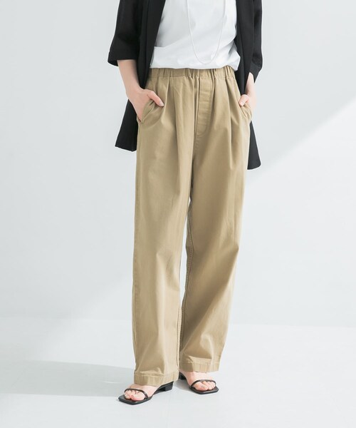 URBAN RESEARCH（アーバンリサーチ）の「『3サイズ展開』チノイージーパンツ（チノパンツ・レディース・BEIGE/OFF・38/40/36）」の2枚目の写真