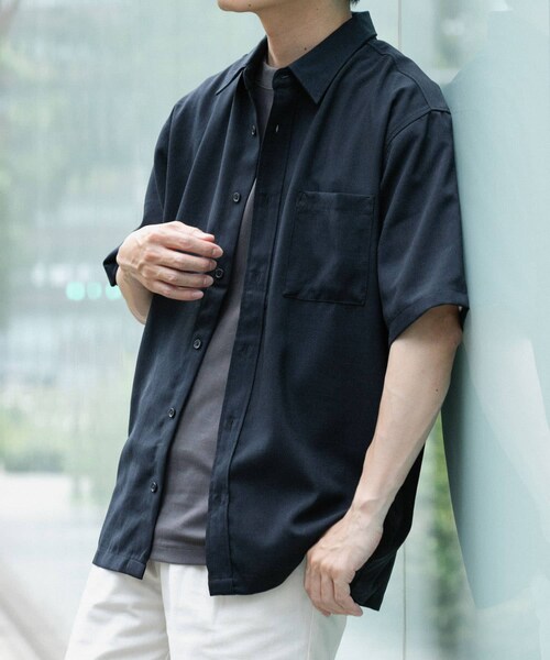 ITEMS URBANRESEARCH(アイテムズ アーバンリサーチ)の「『接触冷感/吸水速乾/イージーケア/UVカット』クイックドライリネンタッチ半袖シャツ(シャツ/ブラウス・メンズ・BLK/CHA/BEG/OLV・M/L)」の9枚目の写真