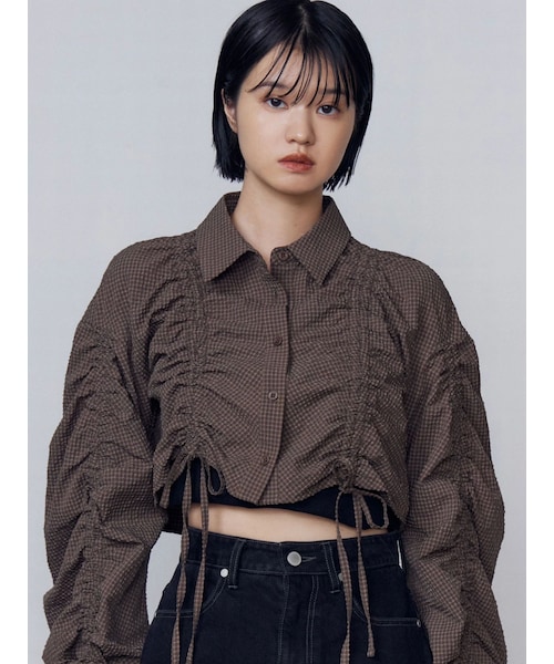 EMODA（エモダ）の「ストリングリボンショートシャツ（シャツ/ブラウス・レディース・ホワイト/ブルー/ブラウン・F）」の2枚目の写真