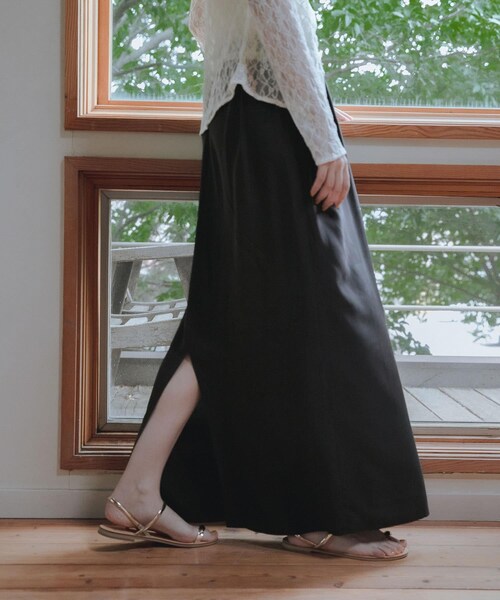 URBAN RESEARCH（アーバンリサーチ）の「キュプラレーヨンギャザーIラインスカート（スカート・レディース・BROWN/BEIGE・36/38）」の3枚目の写真