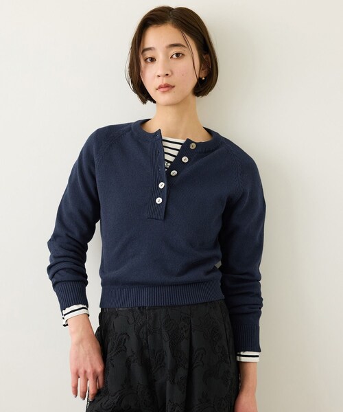 ROPE'（ロペ）の「ヘンリーネックラグランスリーブニットプルオーバー/イージーケア（ニット/セーター・レディース・ホワイト/ネイビー/レッド・F）」の5枚目の写真