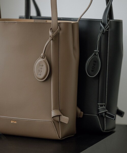 ROPE'(ロペ)の「【E'POR】KNOT BAG Medium/A4対応・通勤・撥水・軽量・26AW新型(トートバッグ・レディース・ブラック/ダークブラウン・F)」の11枚目の写真