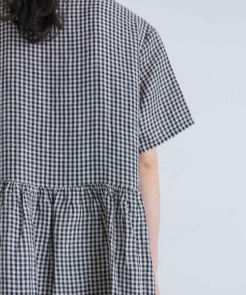 かぐれ(カグレ)の「SOIL GINGHAM CHECK SHORT-SLEEVE DRESS(ワンピース・レディース・BLACK・2)」の12枚目の写真