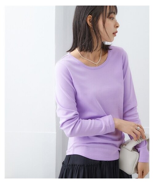 nissen（ニッセン）の「綿100%フライス素材クルーネックロングTシャツ（Tシャツ/カットソー・レディース・黒/オフホワイト/チャコール/ダスティーピンク/ディープグリーン/ワイン/カーキグレー/ライトグレー/ブルー/コーラルピンク/ピスタチオ/ラベンダー/ミントグリーン・S/M/L/LL/3L）」の19枚目の写真