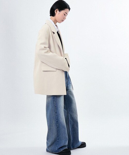 ADAM ET ROPE'(アダムエロペ)の「BOXY SET UP JACKET(テーラードジャケット・レディース・ブラック/ベージュ系・38/40/42)」の13枚目の写真
