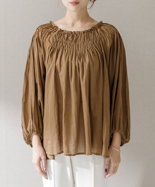 URBAN RESEARCH ROSSO（アーバンリサーチロッソ）の「TORRAZZO DONNA　インドコットンランダムタックブラウス（シャツ/ブラウス・レディース・BROWN/L.PINK/BLACK・FREE）」の11枚目の写真