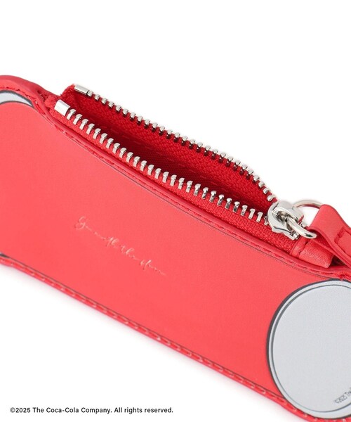 ADAM ET ROPE'（アダムエロペ）の「Coca-Cola カンチャーム（キーホルダー・レディース・レッド・F）」の14枚目の写真