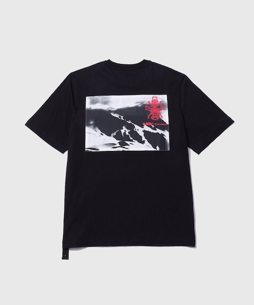 ADAM ET ROPE'(アダムエロペ)の「【OAMC PEACEMAKER/オーエーエムシー ピースメーカー】Pocket Tee Landscape Print(Tシャツ/カットソー・メンズ・ブラック/チャコール/ホワイト・M/S)」の3枚目の写真