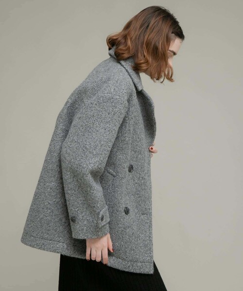 URBAN RESEARCH Sonny Label（アーバンリサーチサニーレーベル）の「ウールライクカーリーシャギーコクーンコート（テーラードジャケット・レディース・エクリュ/グレー/チャコール・FREE）」の21枚目の写真