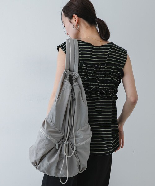 SENSE OF PLACE by URBAN RESEARCH(センスオブプレイスバイアーバンリサーチ)の「『撥水』SKINProof 2WAYリュック(バックパック/リュック・レディース・BLACK/BEIGE/GRAY・One)」の15枚目の写真
