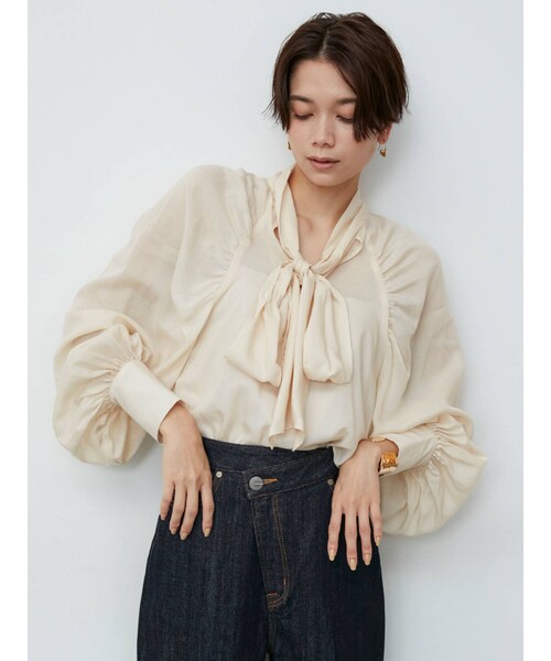 LAGUNAMOON（ラグナムーン）の「2WAYボウタイブラウス（シャツ/ブラウス・レディース・アイボリー/ブラック/グリーン/ブラウン・F）」の7枚目の写真