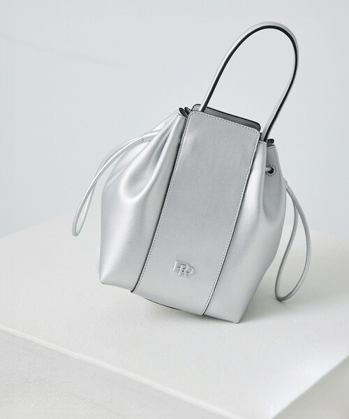 ROPE'（ロペ）の「RPロゴドロストミドルバッグ（ハンドバッグ・レディース・ブラック/ホワイト/ベージュ系/シルバー/ダークブラウン/グリーン/ライトグリーン/サックス/パープル/ワイン/クリーム/ダークブラウン系・F）」の10枚目の写真