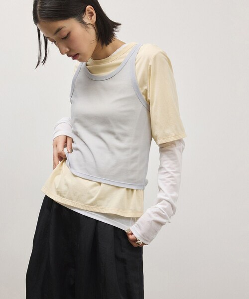 ADAM ET ROPE'(アダムエロペ)の「3レイヤードジャージートップス(Tシャツ/カットソー・レディース・ブラック系/グレー系・F)」の2枚目の写真