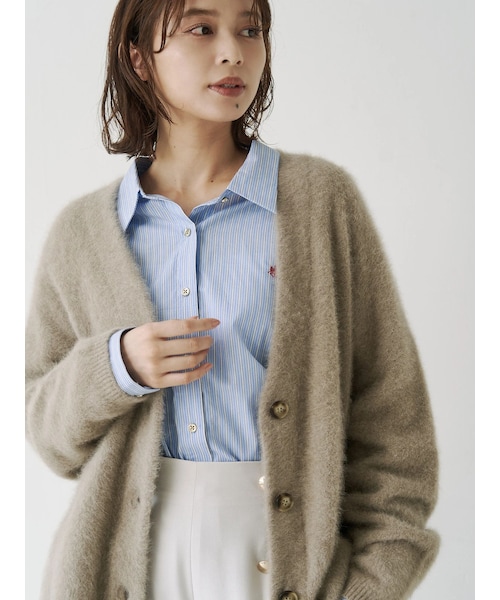 TONAL(トーナル)の「PREMIUM FOX×CASHMERE Vネックカーディガン(カーディガン/ボレロ・レディース・オフホワイト/グレー/ピンク/アイスブルー/ベージュ・M)」の6枚目の写真