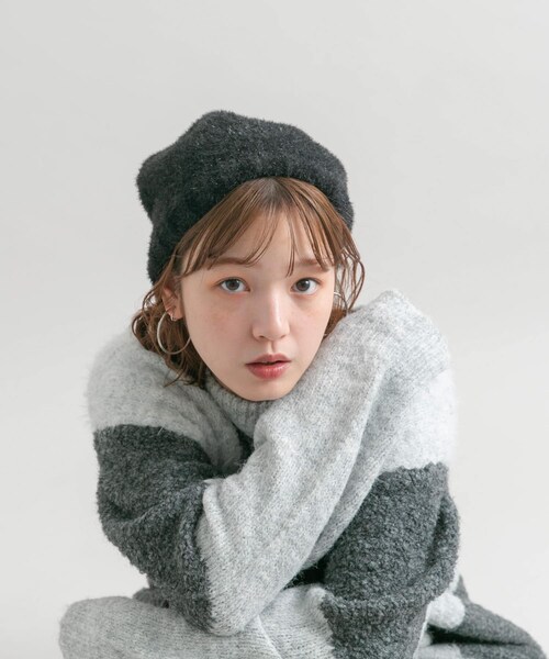 KBF（ケイビーエフ）の「ラメニットビーニー（ニットキャップ/ビーニー・レディース・BLACK/SILVER・one）」の3枚目の写真