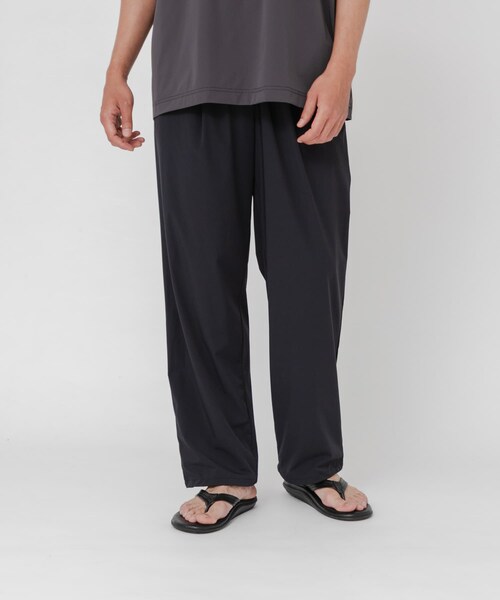 URBAN RESEARCH(アーバンリサーチ)の「『撥水/接触冷感』『UR TECH MoLight』PACKABLE PANTS(その他パンツ・メンズ・BLACK/CHARCOAL・M/L)」の4枚目の写真