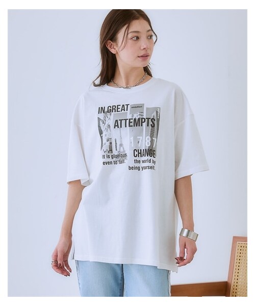 nissen（ニッセン）の「＜大きいサイズ＞ 【ひんやりコットン】綿100％ゆるシルエットプリントＴシャツ（接触冷感・UVカット）（Tシャツ/カットソー・レディース・黒(フォト猫)/ピンクベージュ(靴)/チャコール(フラワー)/黒(メッセージ)/グレイッシュベージュ(ロゴ)/サンドベージュ(バックロゴ)/アッシュブルー(メッセージ)/オフホワイト(フォト)/チャコール(バックプリント)/ネイビー(ヴィンテージ風)/モカブラウン(ロゴ)/グレイッシュネイビー(ナンバー)/チャコール(フォト)/グリーン(CAT)/黒(ロゴメッセージ)/グレージュ(ウサギ)/コーラルピンク(変身ポーズ)/黒(フラワー&ロゴ)/ネイビー(月とメッセージ)・L/LL/3L/4L/5L/6L/8L/10L/M）」の22枚目の写真