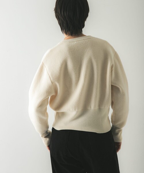 URBAN RESEARCH（アーバンリサーチ）の「ウールカシミヤショルダーパッドカーディガン（カーディガン/ボレロ・レディース・GRAY/BLACK/OFF・FREE）」の8枚目の写真
