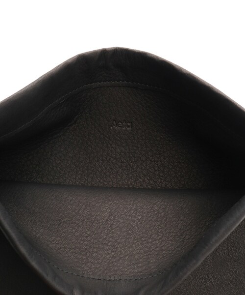 ADAM ET ROPE'（アダムエロペ）の「【Aeta/アエタ】Double Faced DRAWSTRING SHOULDER S（ハンドバッグ・メンズ・ブラック・F）」の8枚目の写真