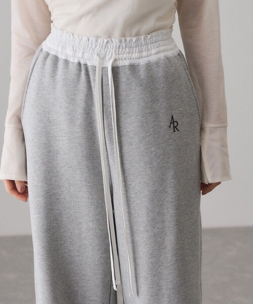 ADAM ET ROPE'（アダムエロペ）の「コンビウエストスウェットイージーパンツ（その他パンツ・レディース・グレー系/キナリ系・36/38）」の13枚目の写真