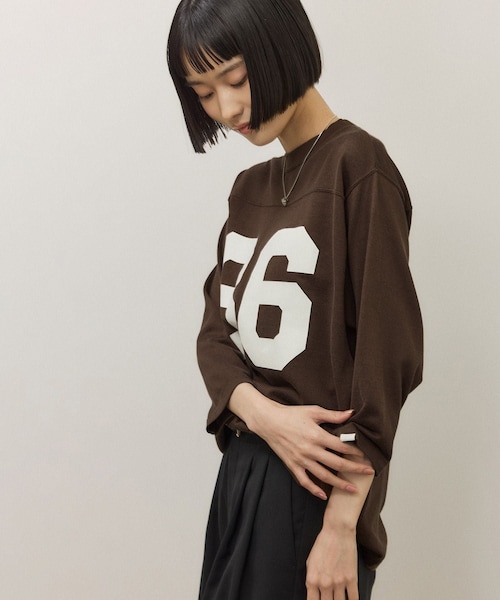 ADAM ET ROPE'（アダムエロペ）の「【Oblada(オブラダ)】別注 FOOTBALL TEE（Tシャツ/カットソー・レディース・オフホワイト/ブラウン/ネイビー・F）」の17枚目の写真