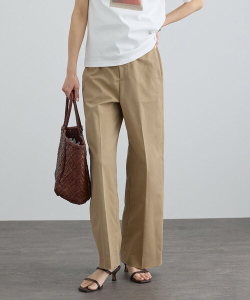 ADAM ET ROPE'(アダムエロペ)の「コットンライクスタイルアップパンツ 3(スラックス・レディース・ベージュ/ネイビー・M/S/XS)」の10枚目の写真