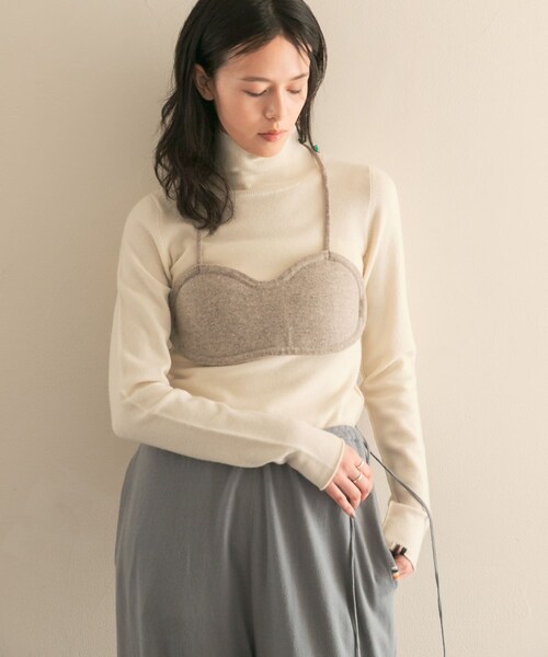 URBAN RESEARCH（アーバンリサーチ）の「Extreme Cashmere　audrey（ニット/セーター・レディース・felt/raven/moss/cream・-）」の13枚目の写真