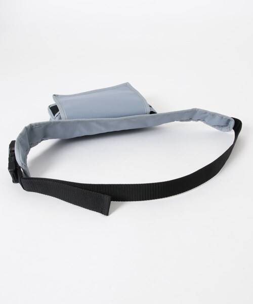 URBAN RESEARCH(アーバンリサーチ)の「MARMOT CAPITAL WAIST BAG(ボディバッグ/ウエストポーチ・レディース・ASH BLUE/GRAY・one)」の9枚目の写真