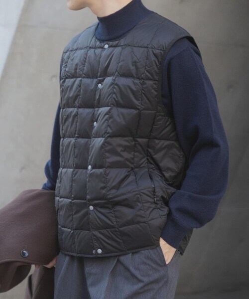 ITEMS URBANRESEARCH（アイテムズ アーバンリサーチ）の「TAION　CrewNeck Button Down Vest（その他アウター・メンズ・BLK/CHA/D.BROWN/KHK/NVY・M/L/XL）」の7枚目の写真