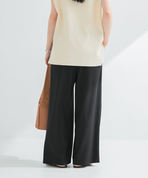 URBAN RESEARCH（アーバンリサーチ）の「『3サイズ展開』『イージーケア』タックギャザーストレートパンツ（その他パンツ・レディース・SAND BEG/CHARCOAL/BLACK/STRIPE・36/38/40）」の10枚目の写真