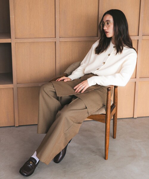 URBAN RESEARCH（アーバンリサーチ）の「ウールカシミヤショルダーパッドカーディガン（カーディガン/ボレロ・レディース・GRAY/BLACK/OFF・FREE）」の11枚目の写真