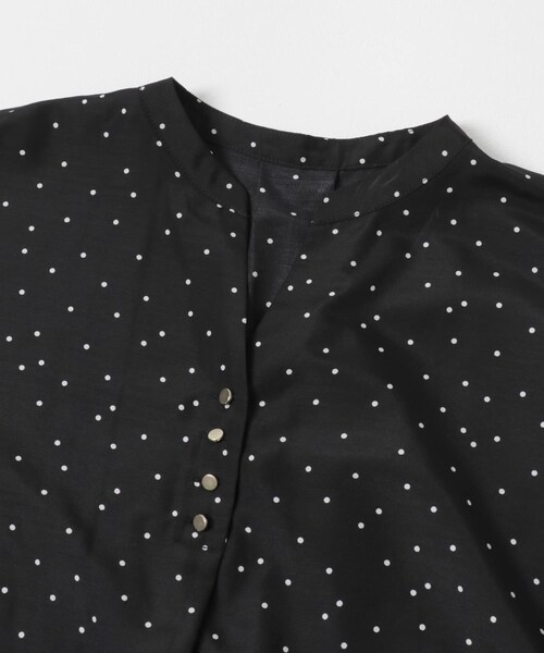 URBAN RESEARCH(アーバンリサーチ)の「フレンチスリーブスキッパーブラウス(シャツ/ブラウス・レディース・OFF WHITE/BLACK DOT/SAX・Free)」の22枚目の写真