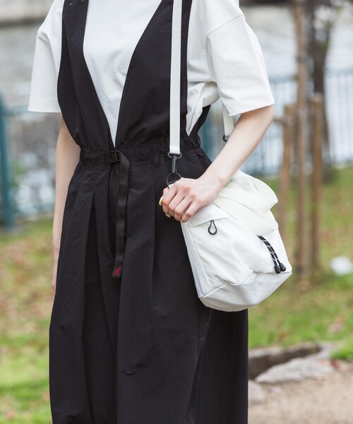 EKAL（エカル）の「TINY GARDEN PRODUCTS　ストロール2WAYバッグ（ショルダーバッグ・レディース・IVORY/BLACK/KHAKI/L.GREEN・one）」の5枚目の写真