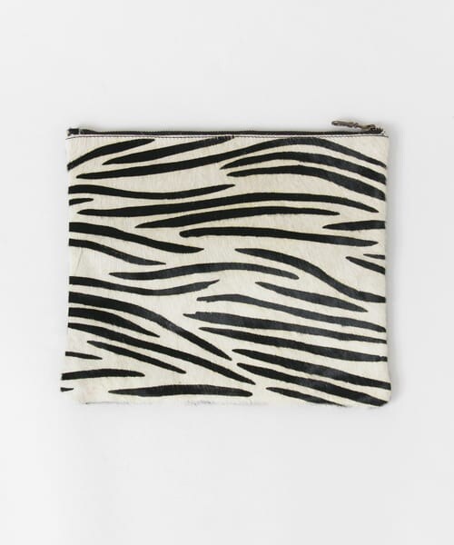 URBAN RESEARCH DOORS（アーバンリサーチドアーズ）の「ハラコクラッチ（クラッチバッグ・レディース・ゼブラ/ダルメシアン・one）」の5枚目の写真