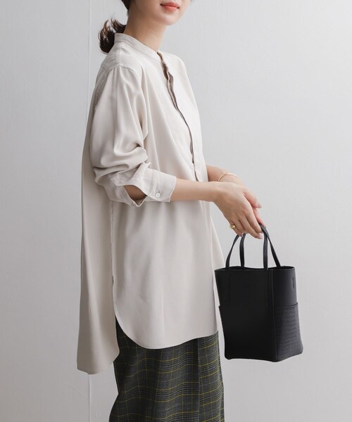 URBAN RESEARCH DOORS（アーバンリサーチドアーズ）の「ドレスシャツチュニック∴（チュニック・レディース・BROWN/OFF WHITE/L.GRAY・one/One）」の14枚目の写真