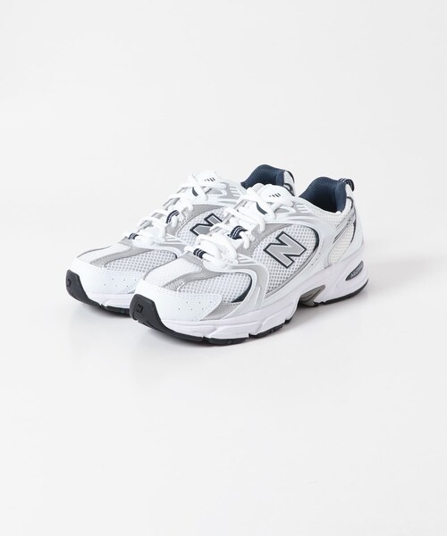 URBAN RESEARCH DOORS(アーバンリサーチドアーズ)の「NEW BALANCE MR530(スニーカー・レディース・WHITE/GRAY・23.5/24/24.5)」の6枚目の写真